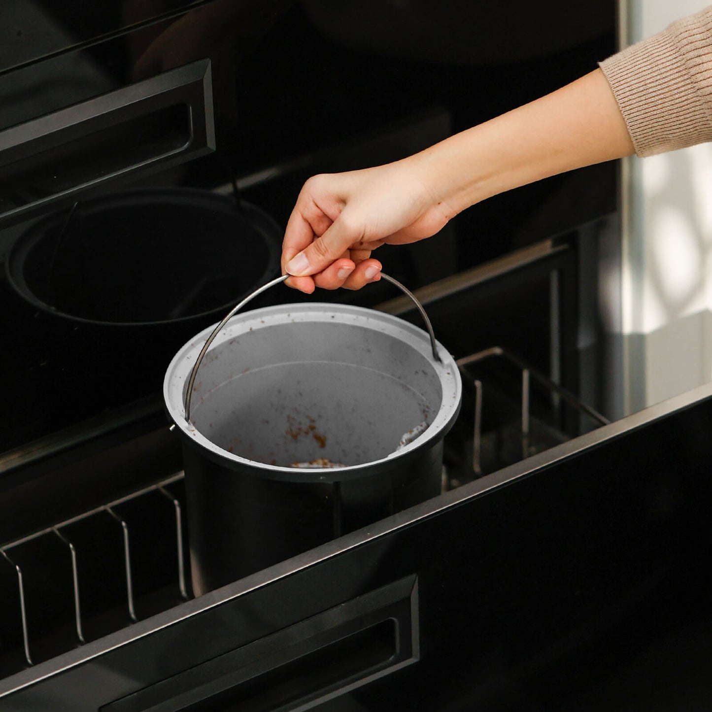 Airthereal Revive Electric Kitchen Composter Replacement Bucket and Lid