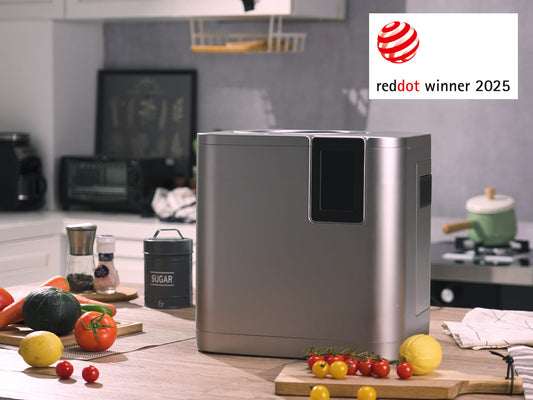 The Airthereal R800 Kitchen Composter Wins a Red Dot Design Award